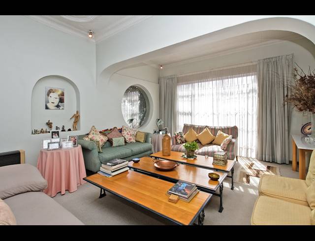 3 BEDROOM HOUSE FOR SALE IN NORWOOD